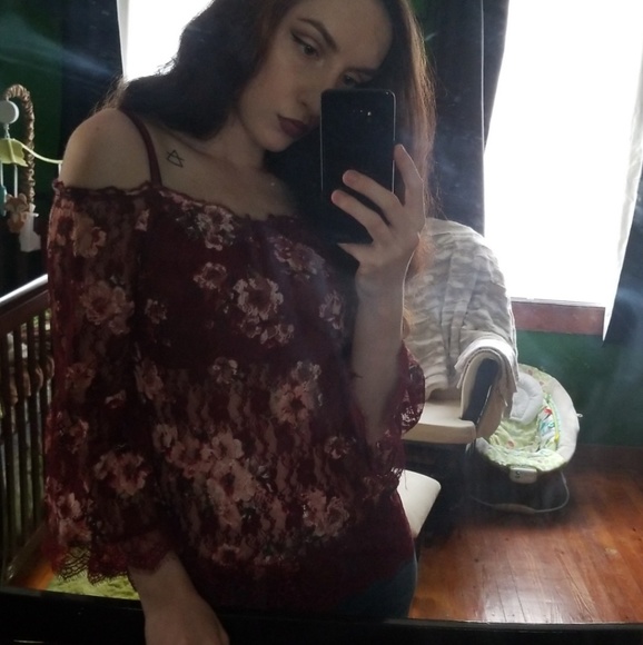 Meet your Posher, Bethany - Picture 3 of 3